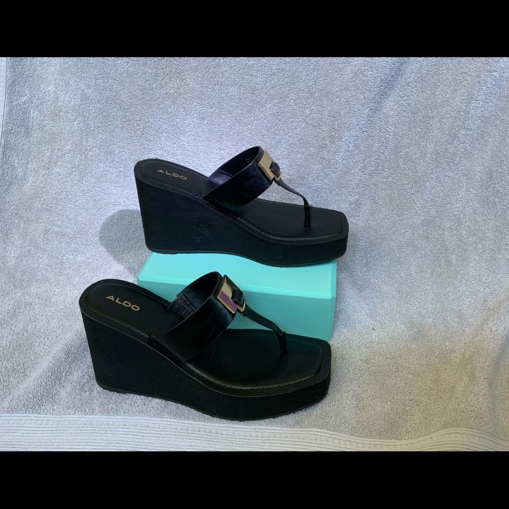 Black platform slippers